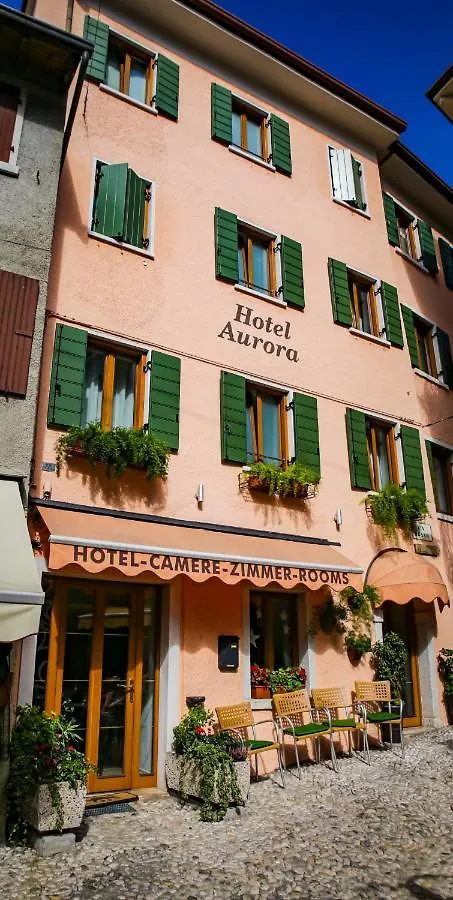 Albergo Aurora Μαλτσεζίνε