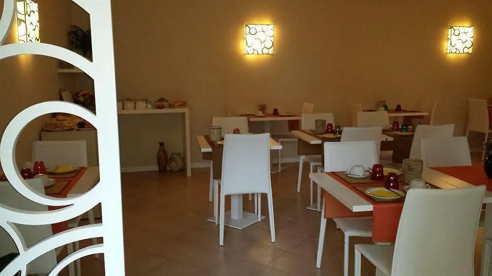 Albergo Aurora Μαλτσεζίνε Ξενοδοχείο