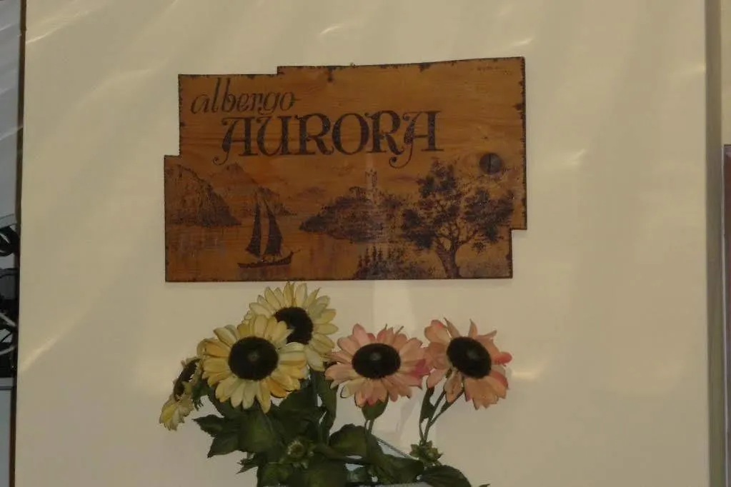 Ξενοδοχείο Albergo Aurora Μαλτσεζίνε