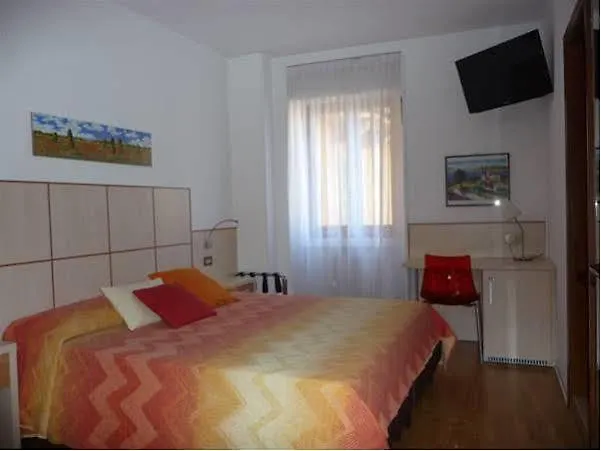 Albergo Aurora Μαλτσεζίνε Ξενοδοχείο